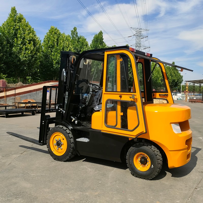 Forklift Diesel dengan Kabin