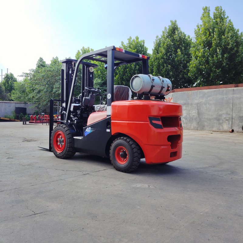 Truk Forklift LPG