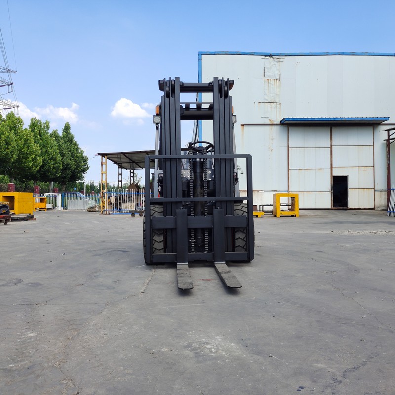 Truk Forklift LPG