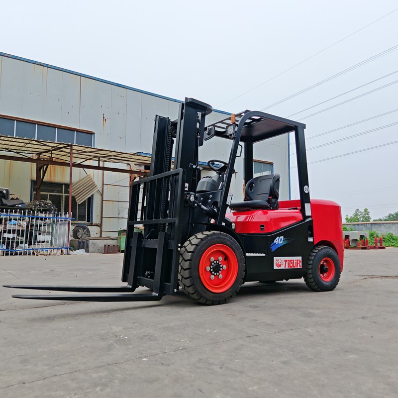 Kamis Forklift