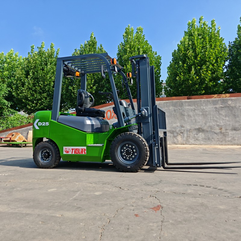 Forklift Diesel 2,5 Ton
