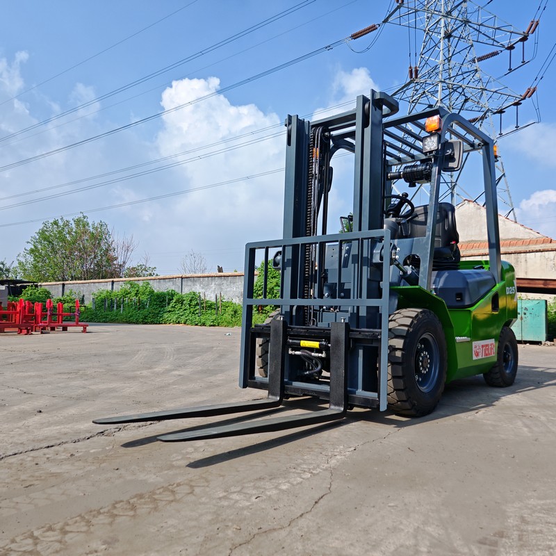 Forklift Diesel 2,5 Ton