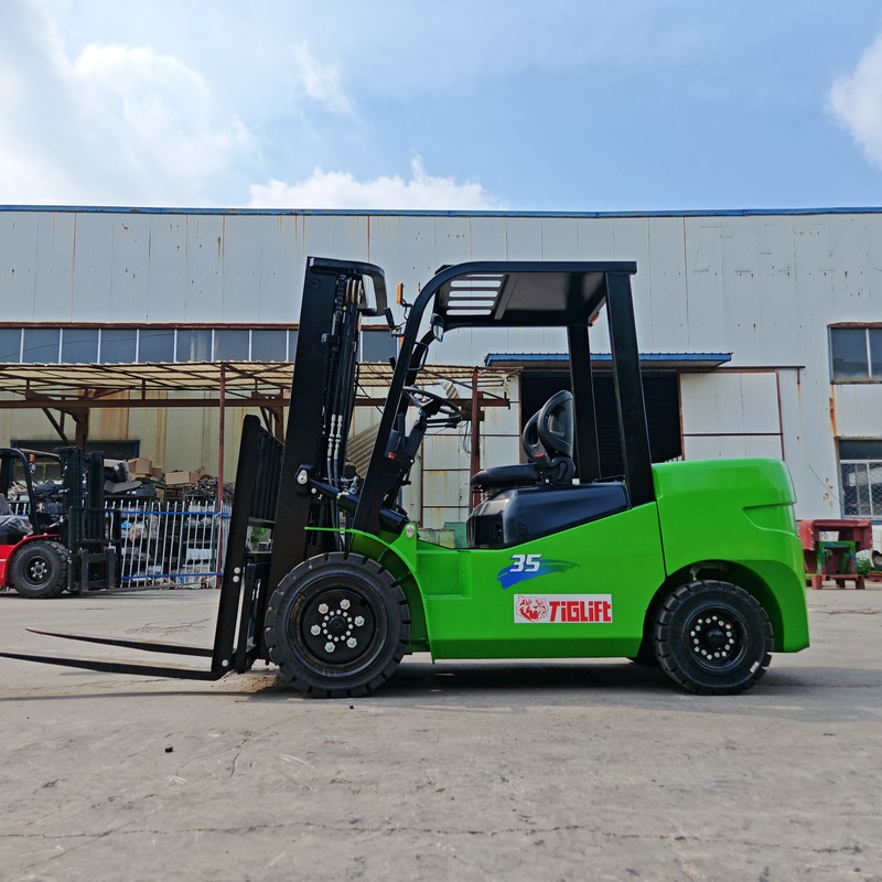 Forklift EV