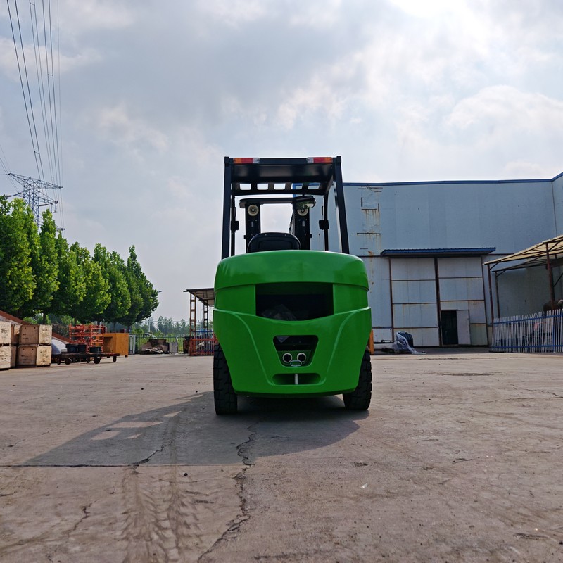 Forklift EV