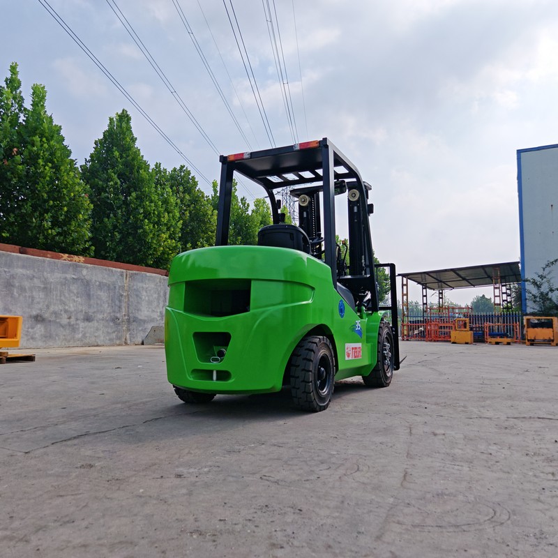Forklift EV