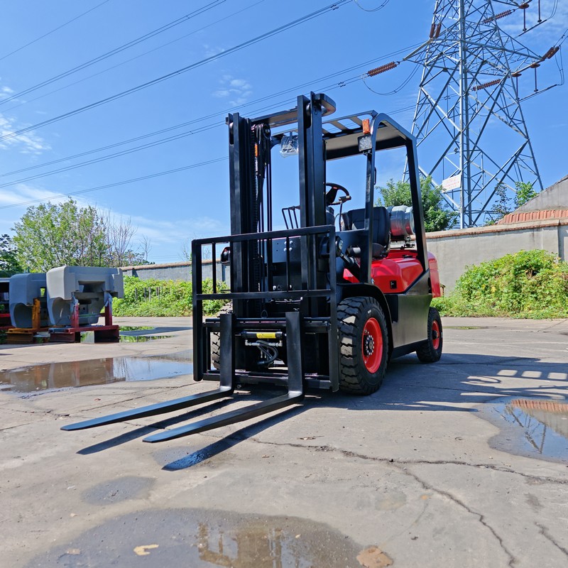 Forklift LPG 2 Ton