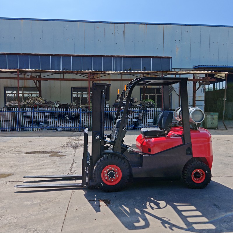Forklift LPG 2 Ton