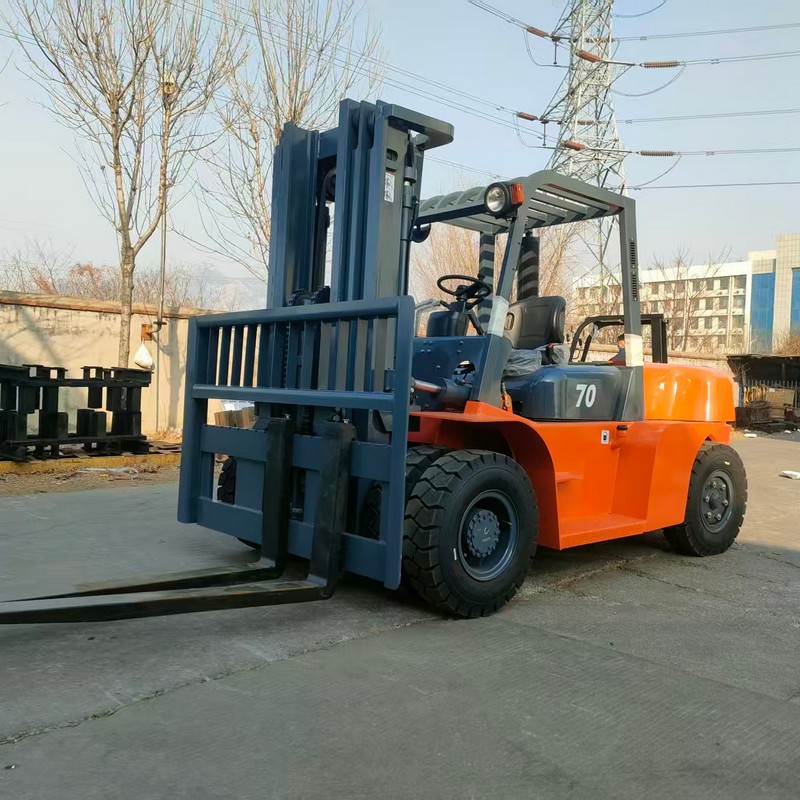 Forklift Diesel Tugas Berat