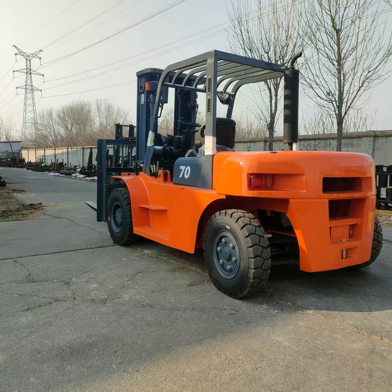 Forklift Diesel Tugas Berat