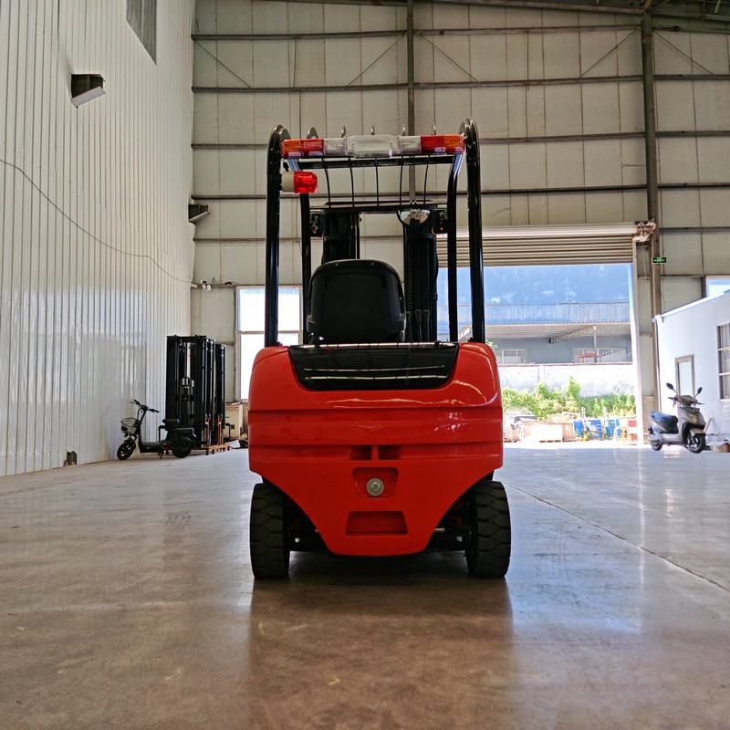 forklift listrik kecil