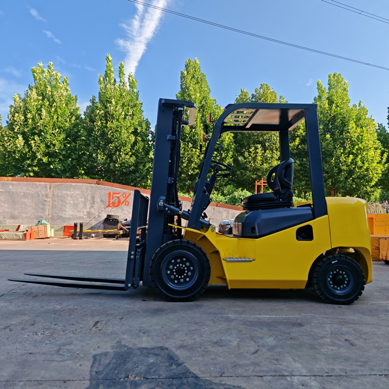 Forklift Diesel 2,5T