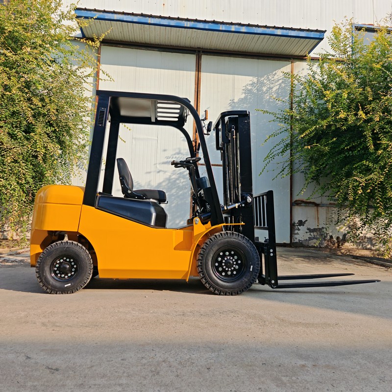 Forklift Diesel 2T