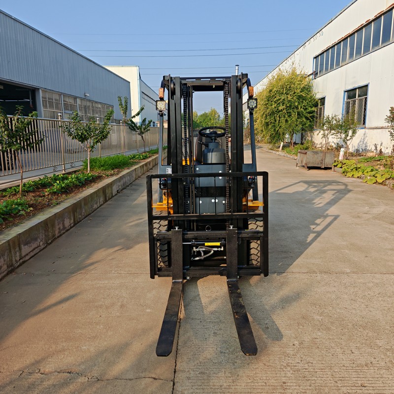 Forklift Diesel 2T