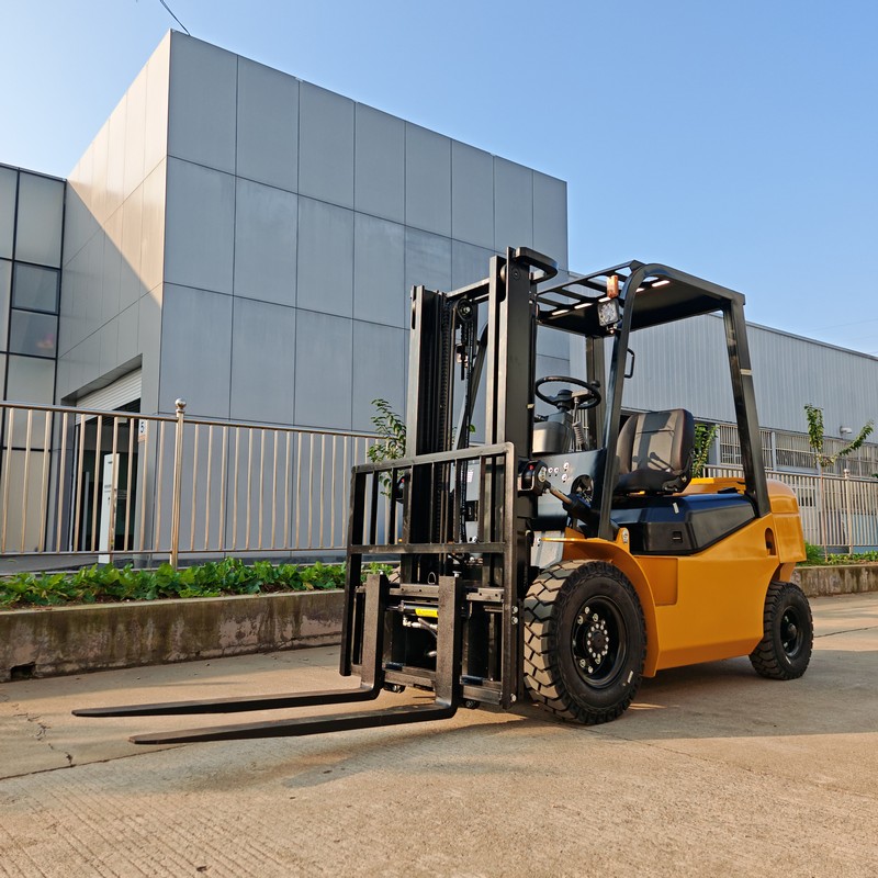 Forklift Diesel 2T