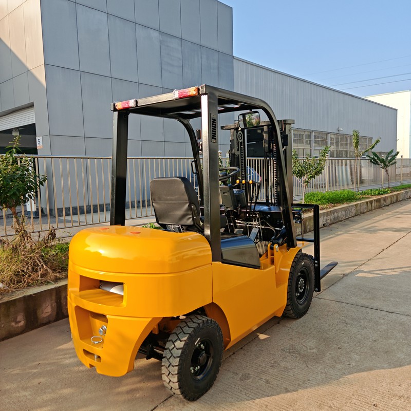 Forklift Diesel 2T