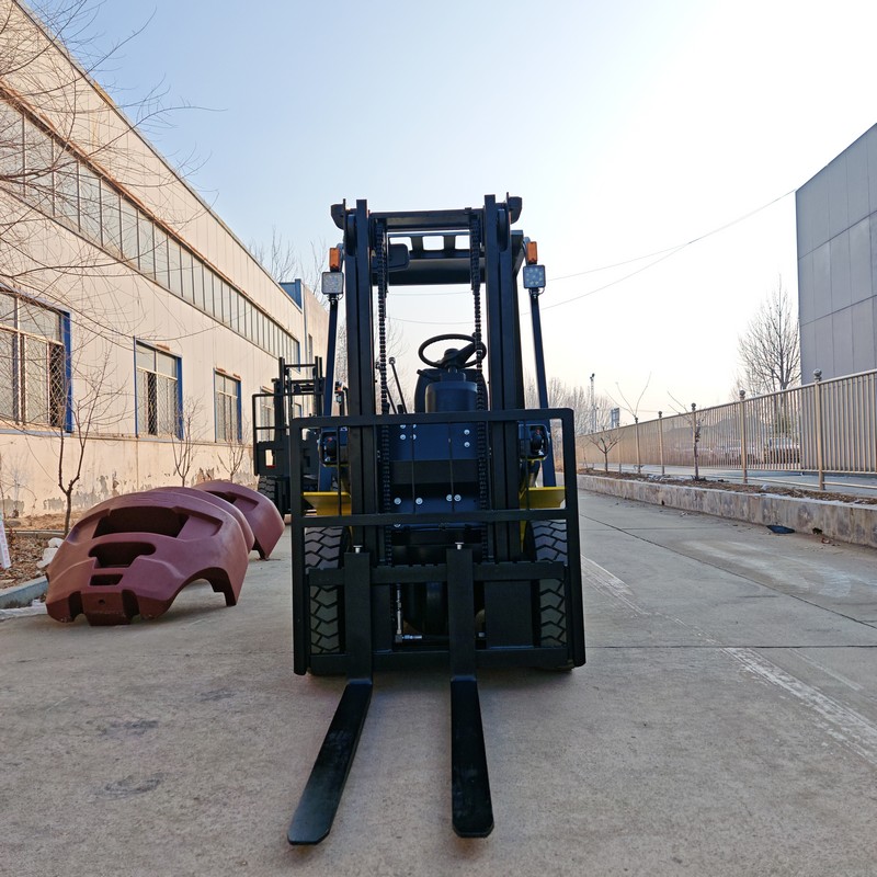 Forklift Diesel 2T