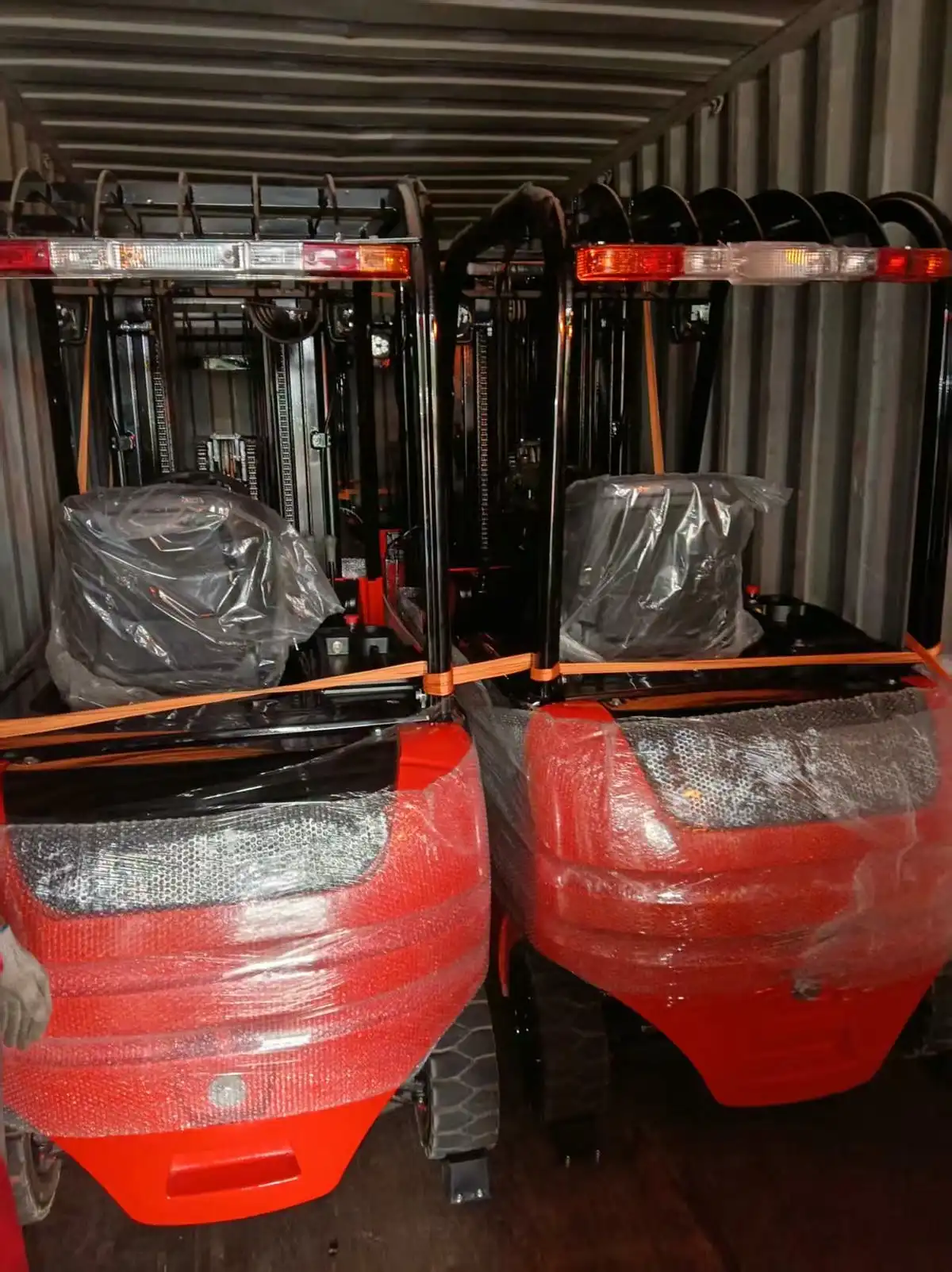 Foto Pengiriman Forklift Listrik Foto Pengiriman Forklift Listrik