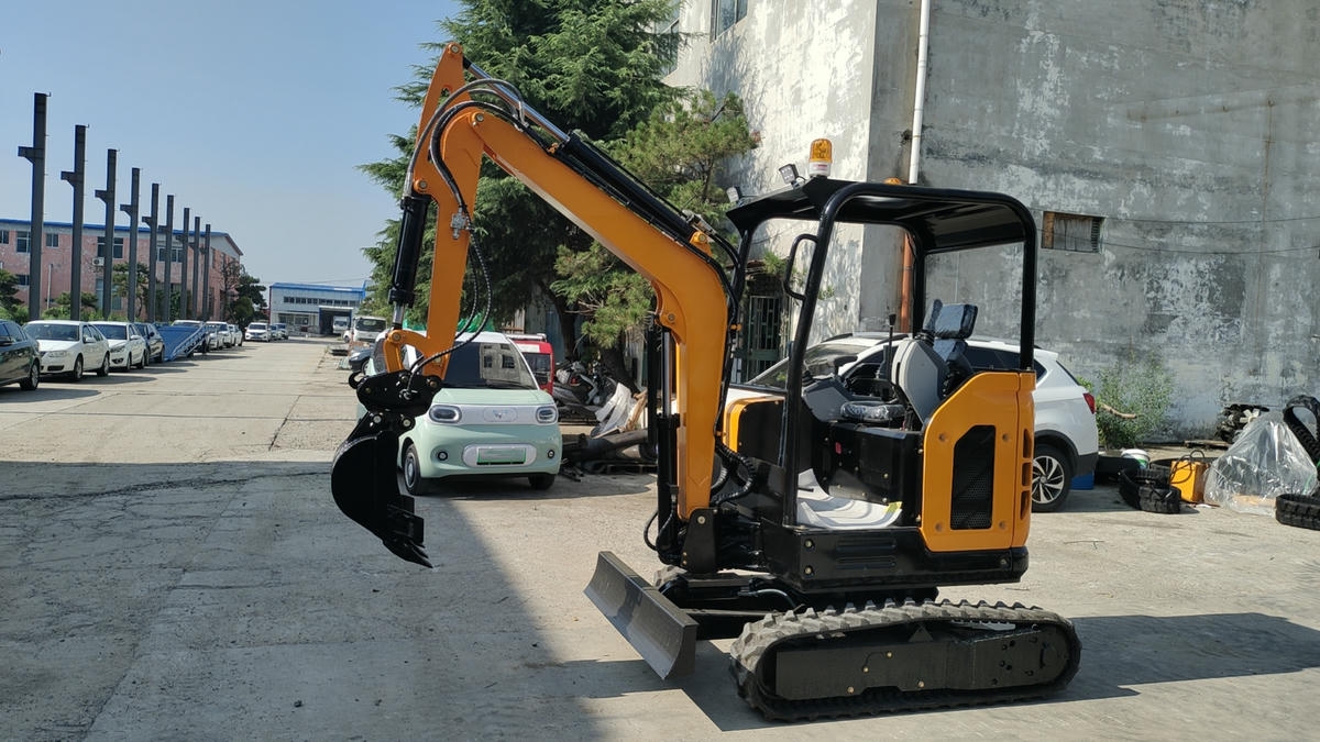Ekskavator Mini 2,5 Ton
