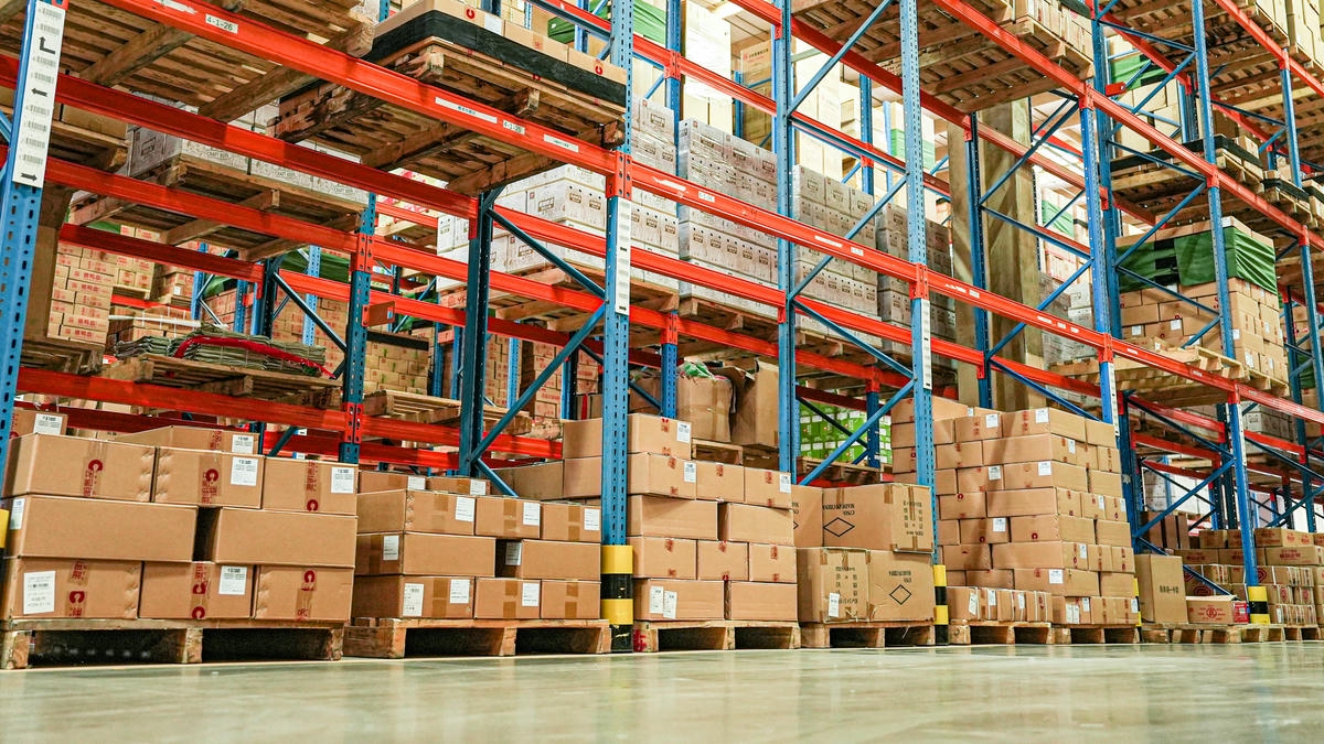 forklift di industri pergudangan